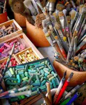 绝密揭秘：黑料网疯传豪门艳史，引发监管关注